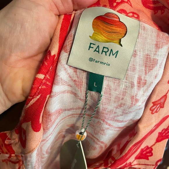 Red and Cream Patterned Romper - Picture 3 of 3